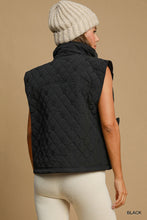 Load image into Gallery viewer, The Queen Quilted Bow Vest
